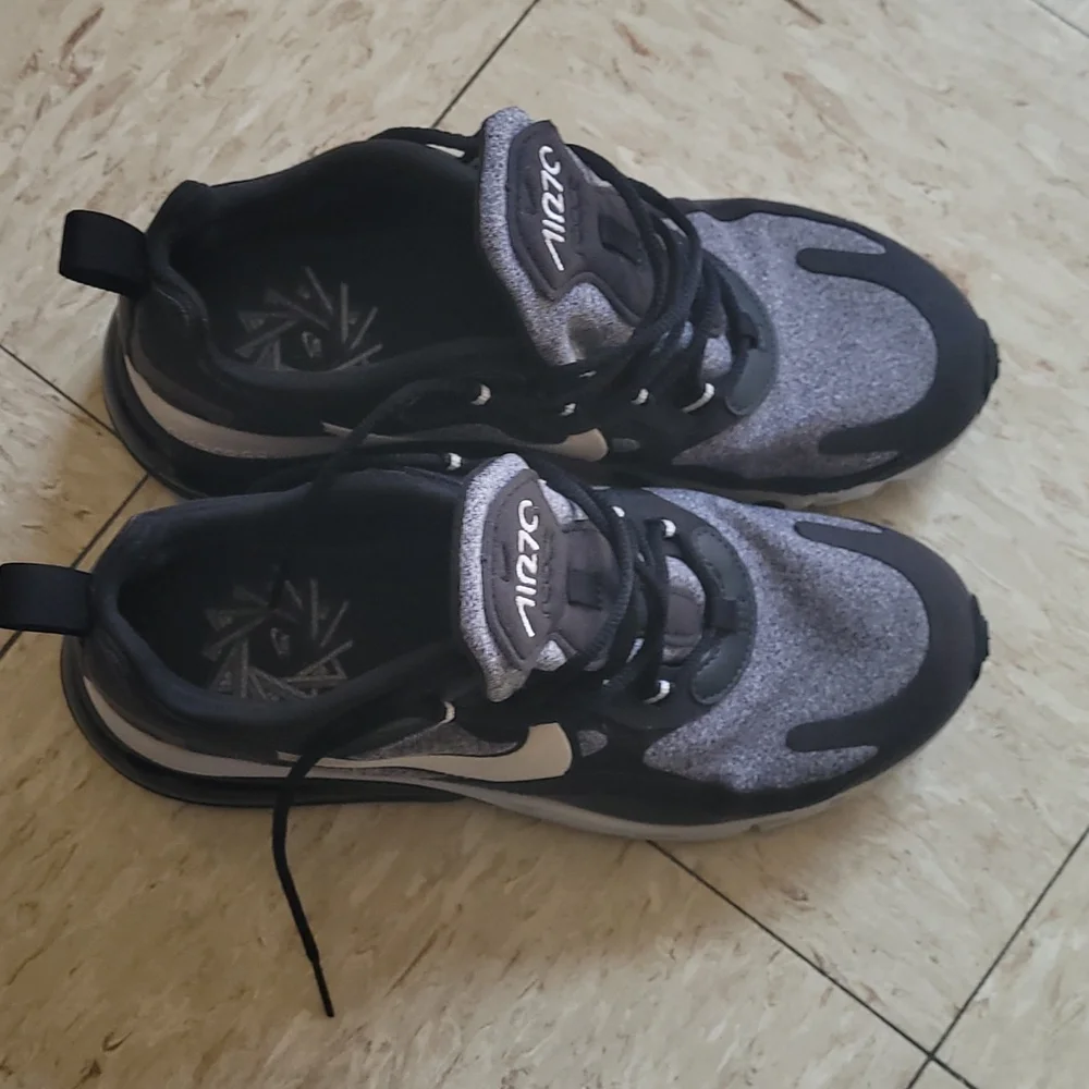 Nike Air  Max 270 - Picture 16 of 16